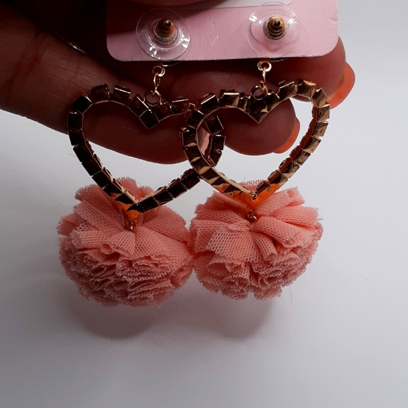 Heart Dangle Earrings - Picture 2 of 2